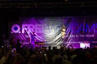 2015eXXXoticaչ_