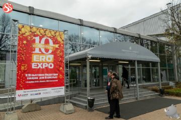 2019_˹չEroExpoAM]Ļ@չ̺u(png)DƬ12